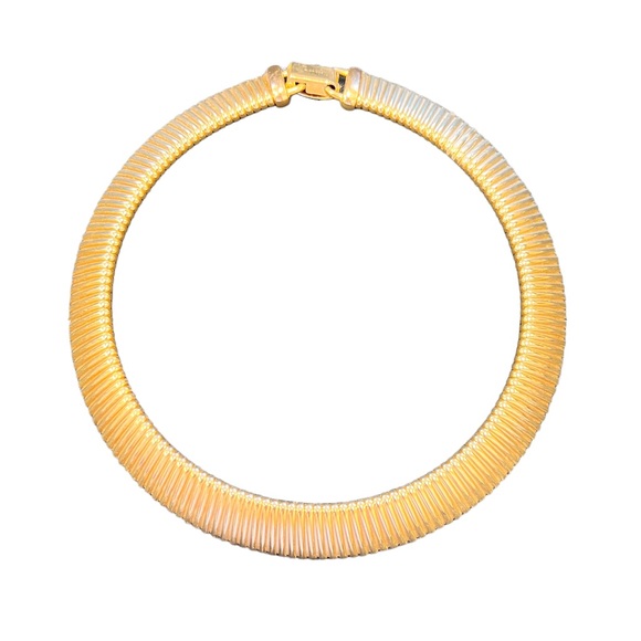 Vintage Napier Gold Tone Runway Choker Necklace Stretchy Gas Hose Style - Picture 6 of 9